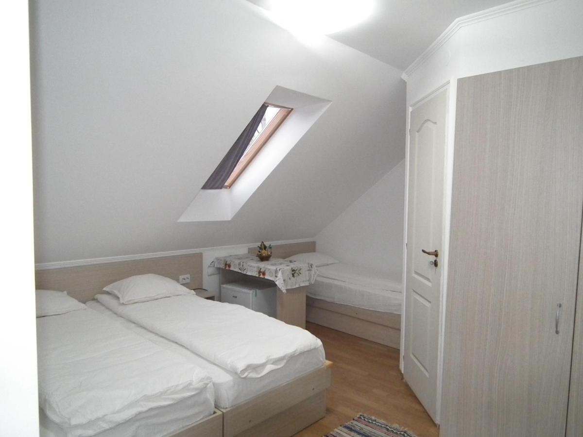 Kalmi Vendeghaz Otel Corund  Dış mekan fotoğraf
