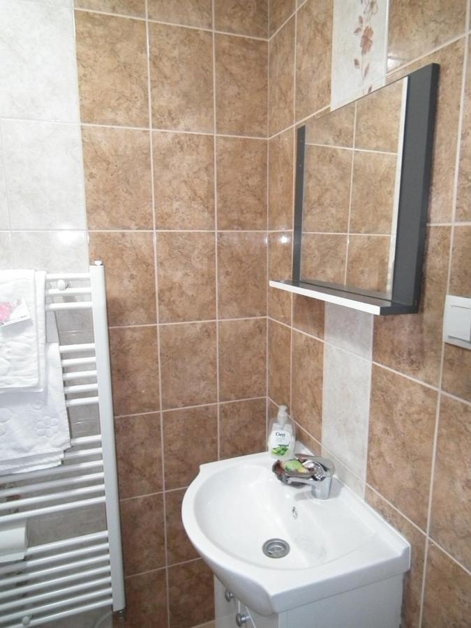 Kalmi Vendeghaz Otel Corund  Dış mekan fotoğraf